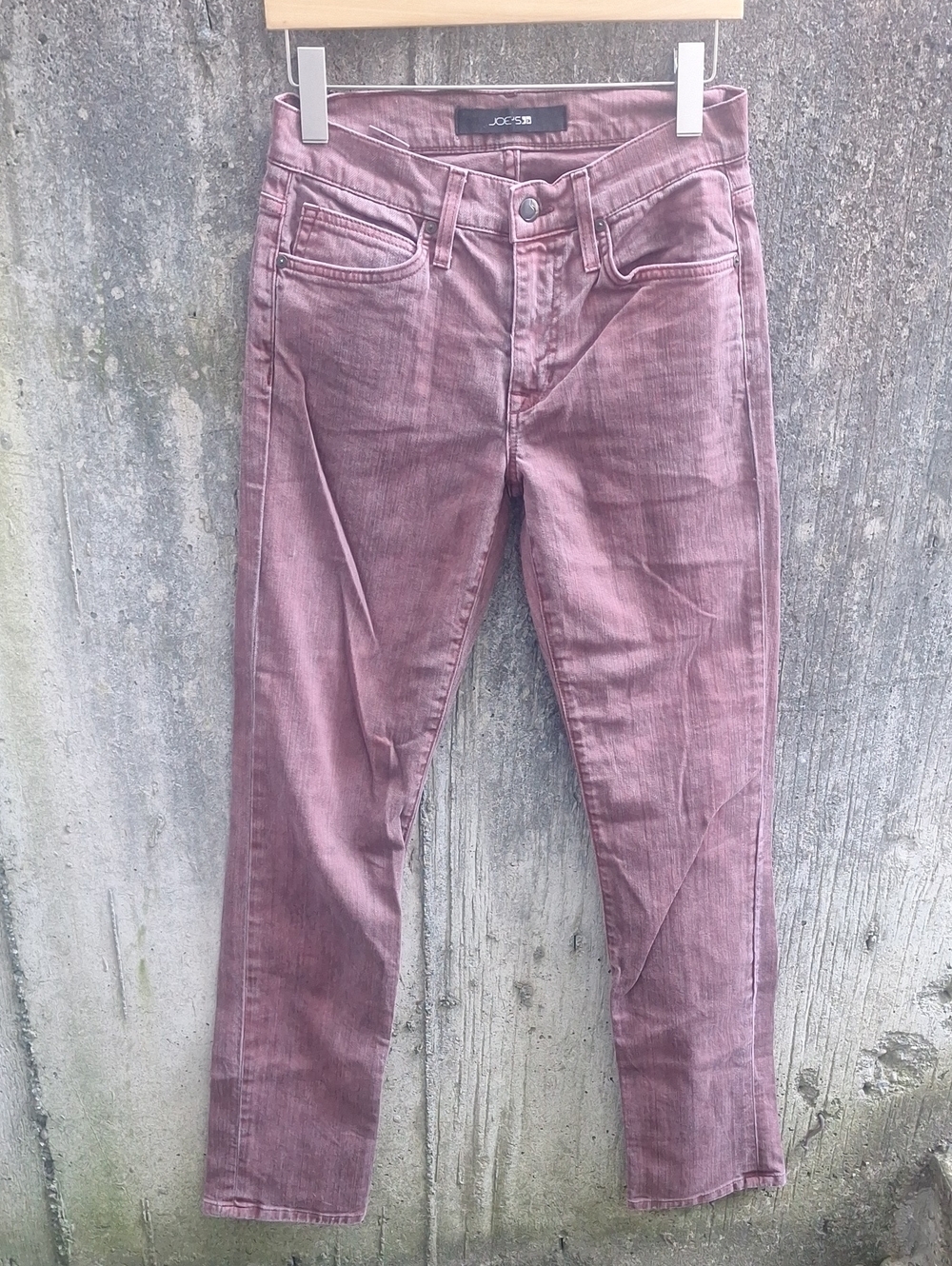 Joe's Jeans straight narrow Jeans Mahogany  distressed wash SZ 28